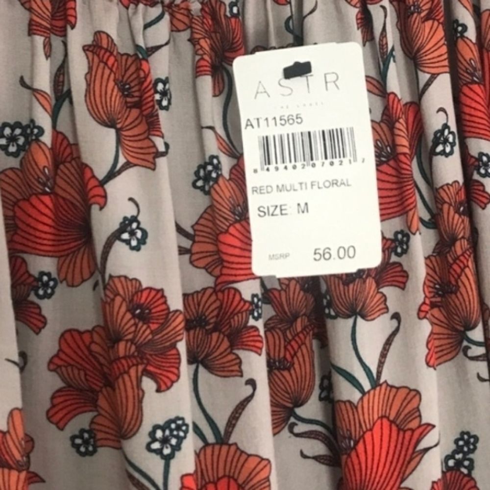 ASTR The Label Red Poppy Print Off Shoulder Crop Top Blouse - Picture 16 of 16